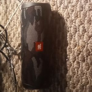 Jbl flip 5 speaker camouflage